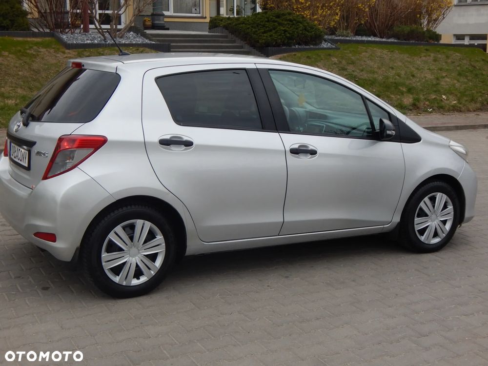 Toyota Yaris 1.33 VVT-i Comfort - 12