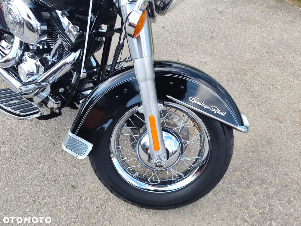 Harley-Davidson Softail Heritage Classic - 27
