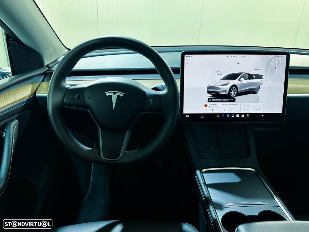 Tesla Model Y Standard - 18