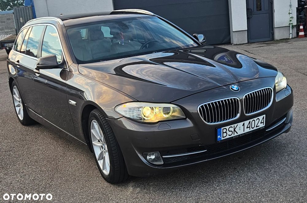 BMW Seria 5 525d - 1