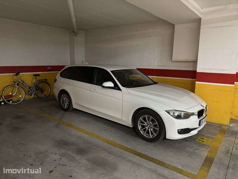 Lugar de garagem Lagos arrenda - Grande imagem: 3/4