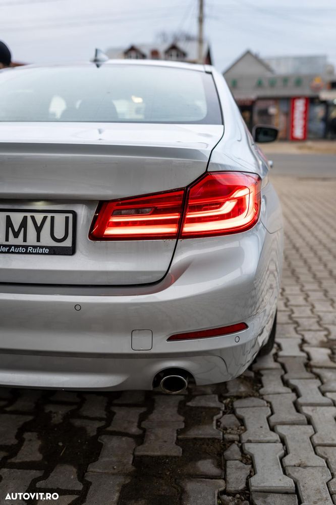 BMW Seria 5 520i Aut. Luxury Line - 5