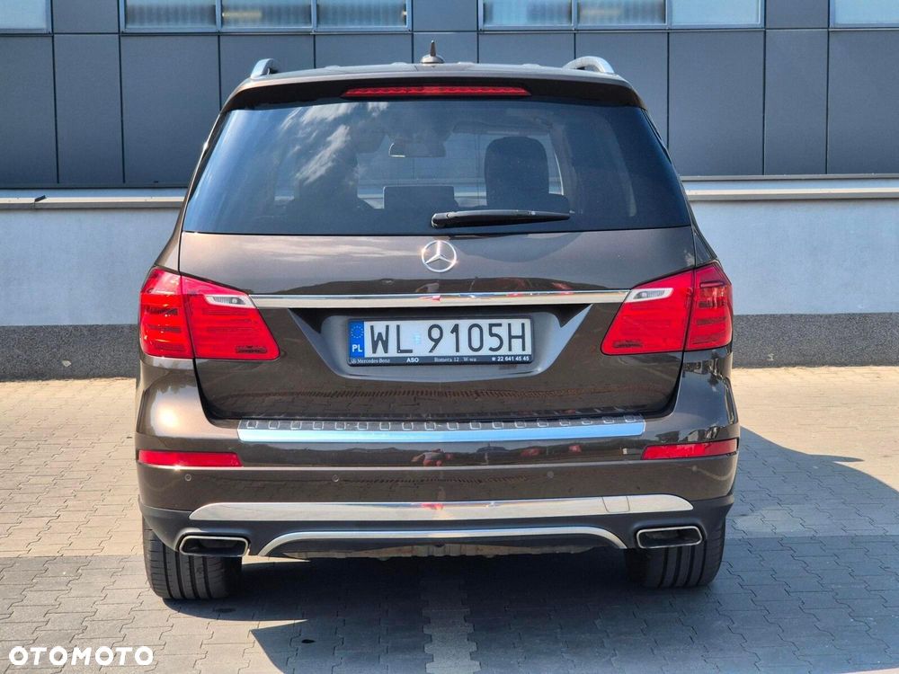 Mercedes-Benz GL 500 4-Matic - 16