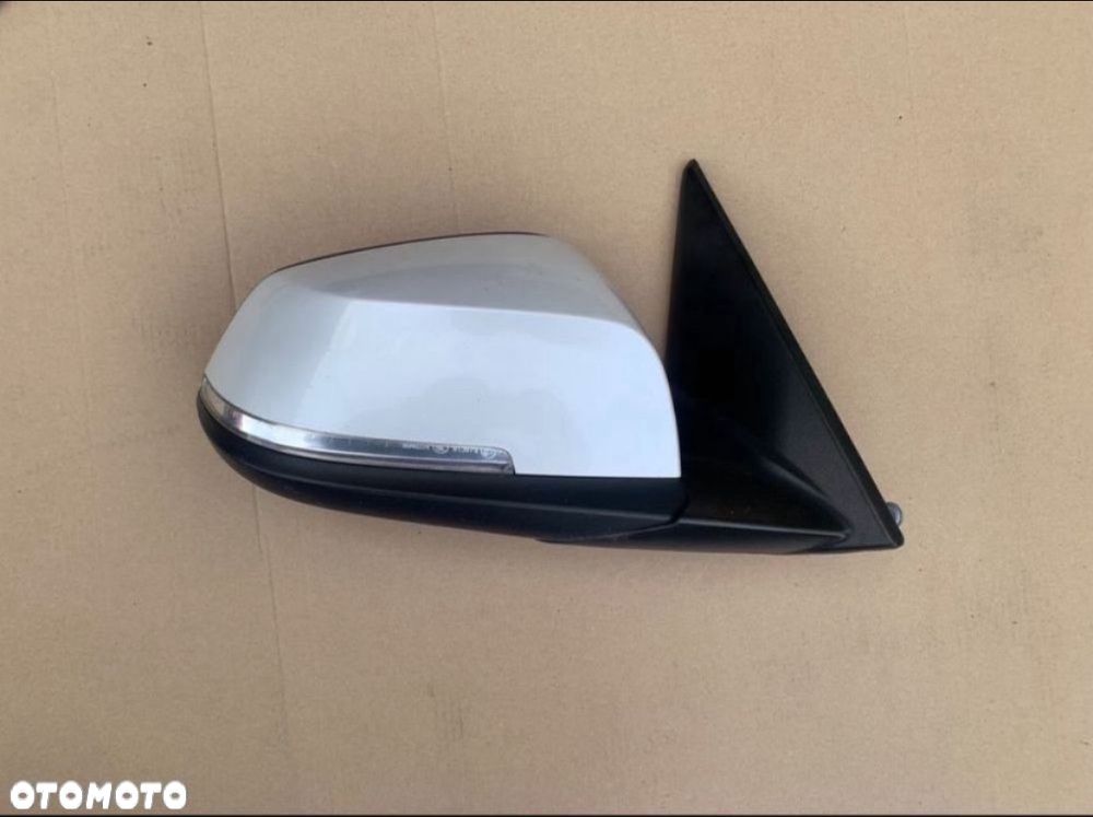 lusterko zewnętrzne prawe Europa bmw x1 e84 lift 300