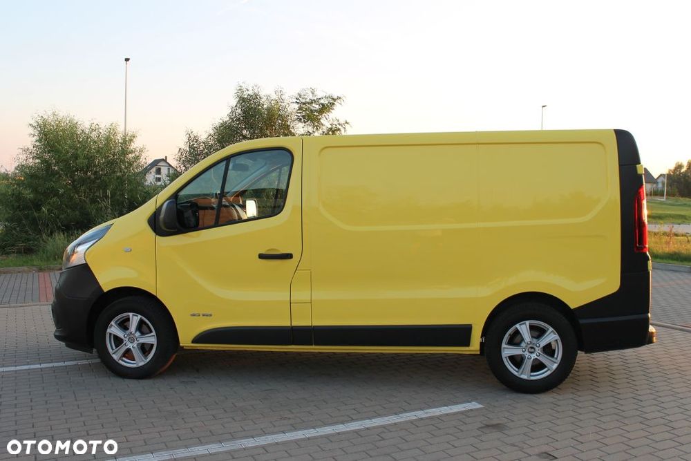 Nissan NV 300 - 4