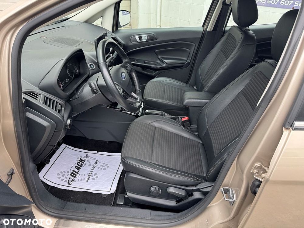Ford EcoSport - 10