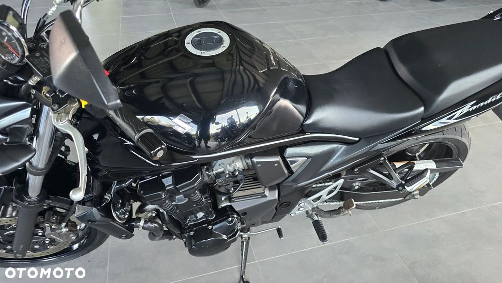 Suzuki Bandit - 16