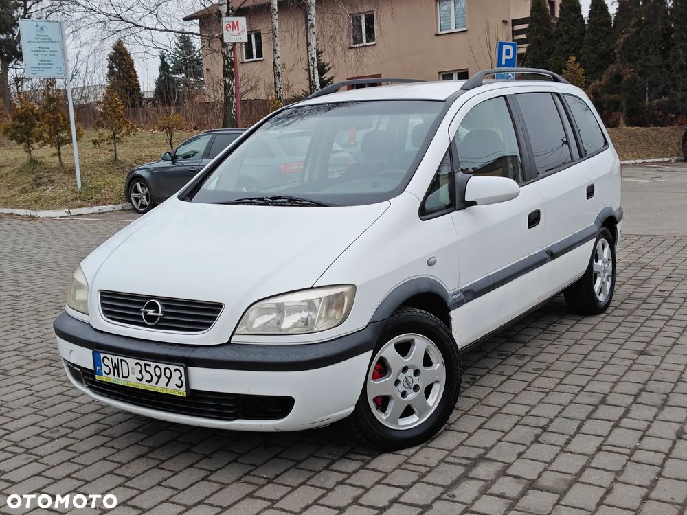 Opel Zafira 2.0 DTI Executive - 3