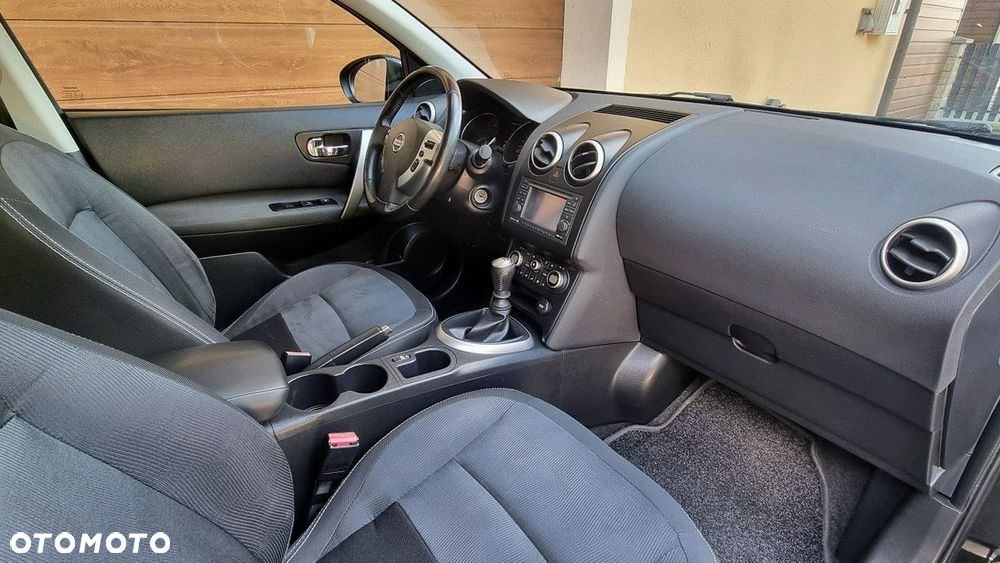 Nissan Qashqai - 12
