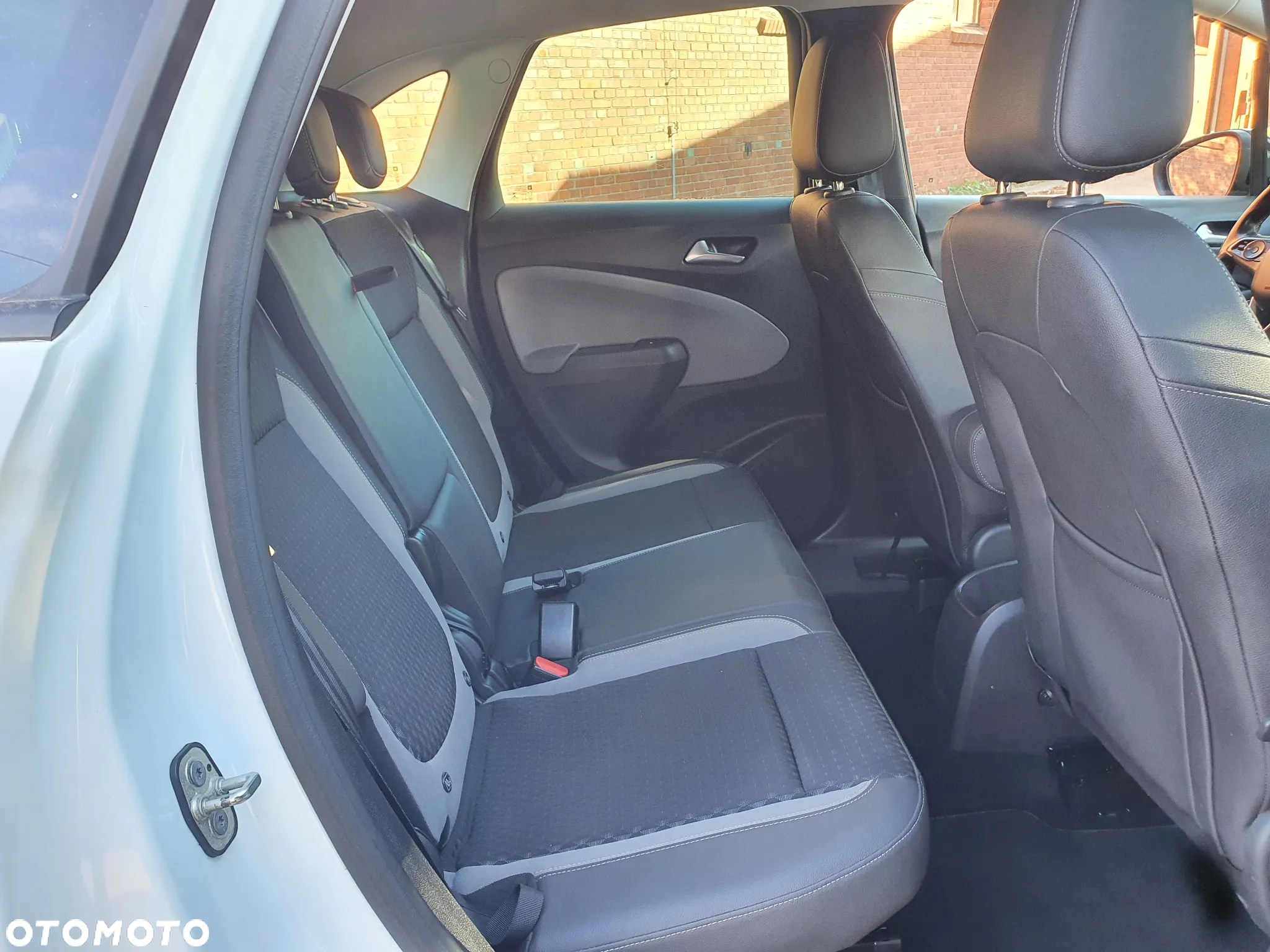 Opel Crossland X 1.5 Diesel Start/Stop Automatik Ultimate - 12