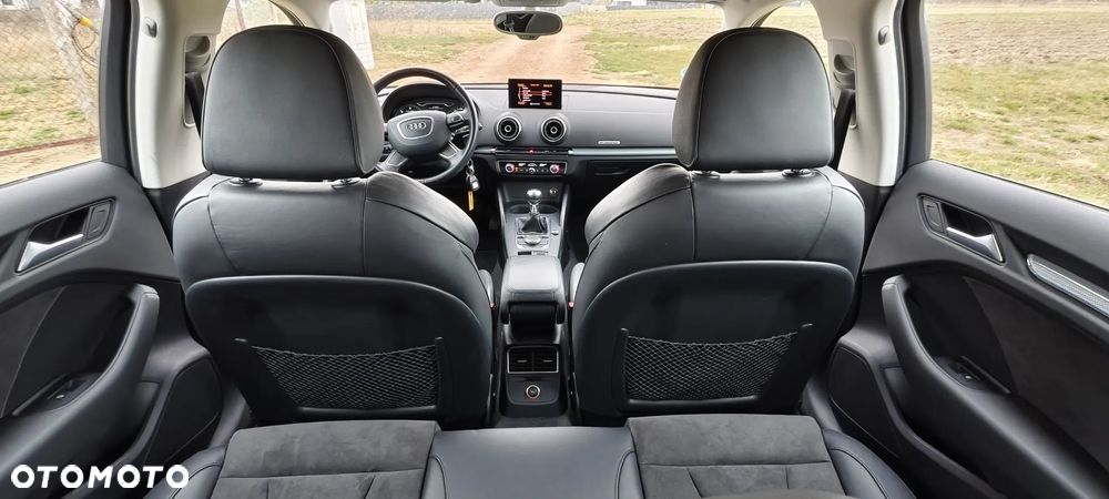 Audi A3 Sportback - 18