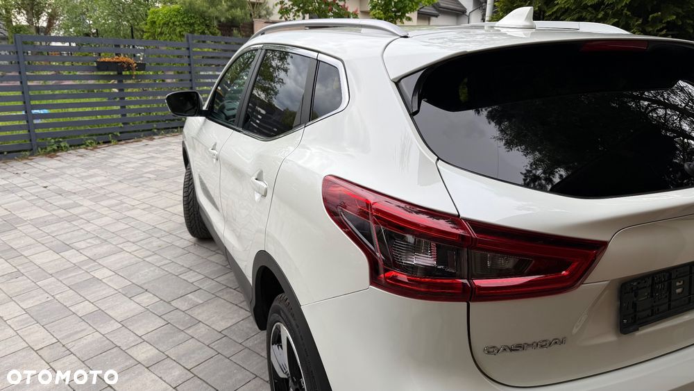 Nissan Qashqai 1.6 DIG-T Tekna - 17