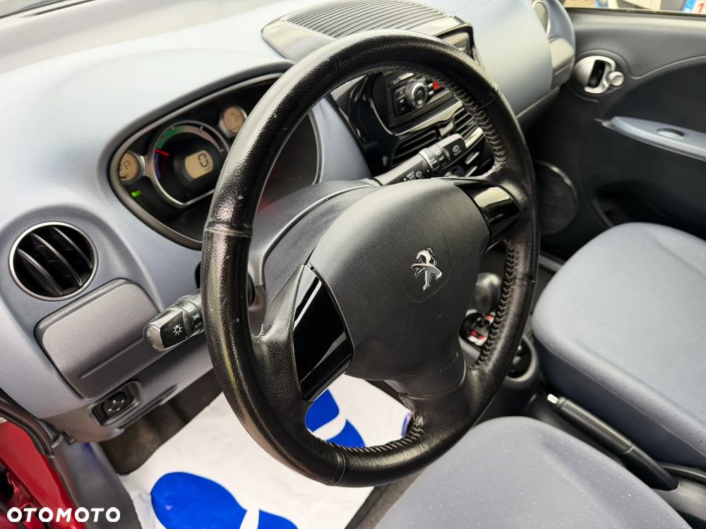 Peugeot iOn Active - 13