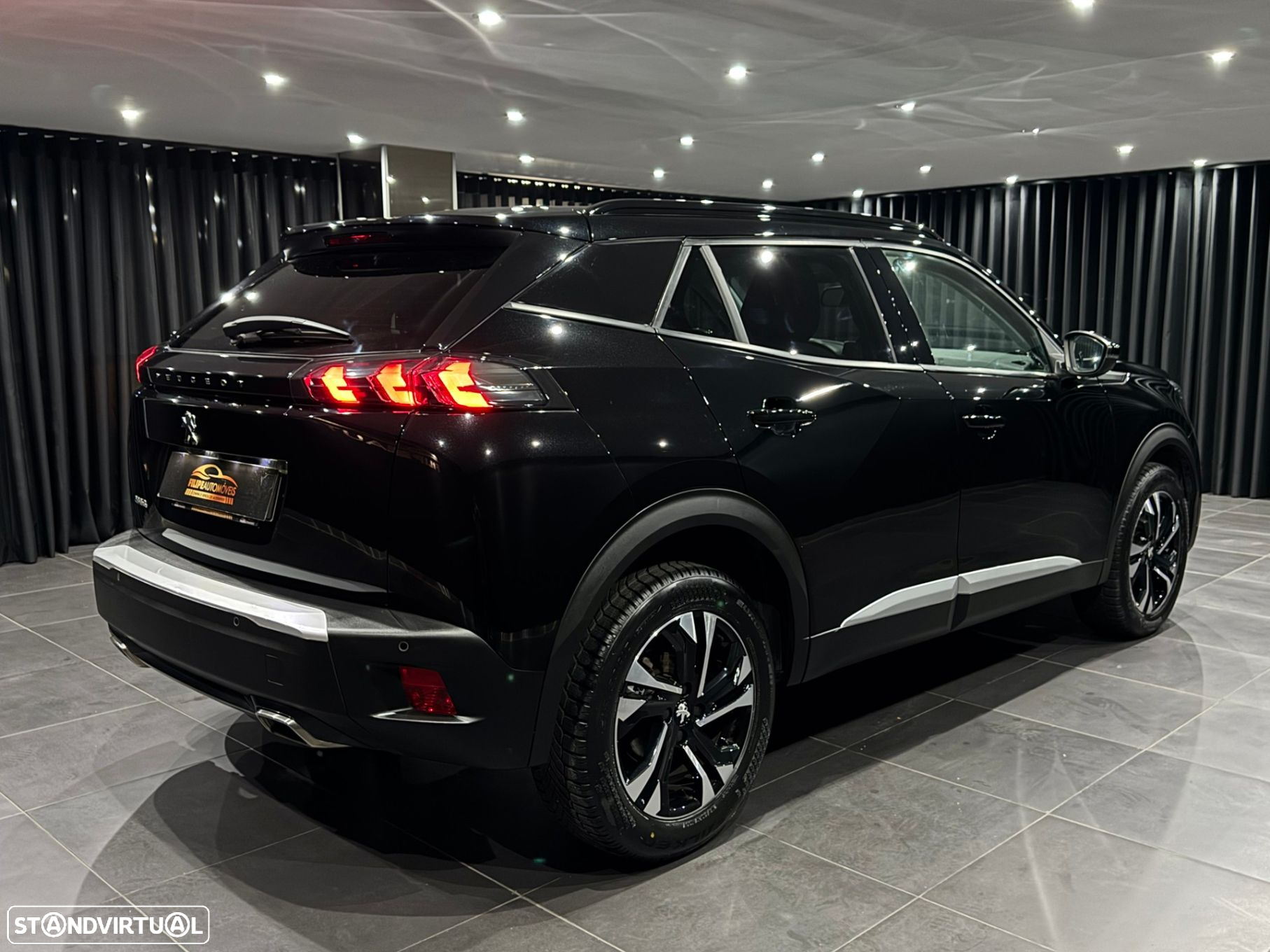 Peugeot 2008 1.2 PureTech Allure Pack EAT8 - 8
