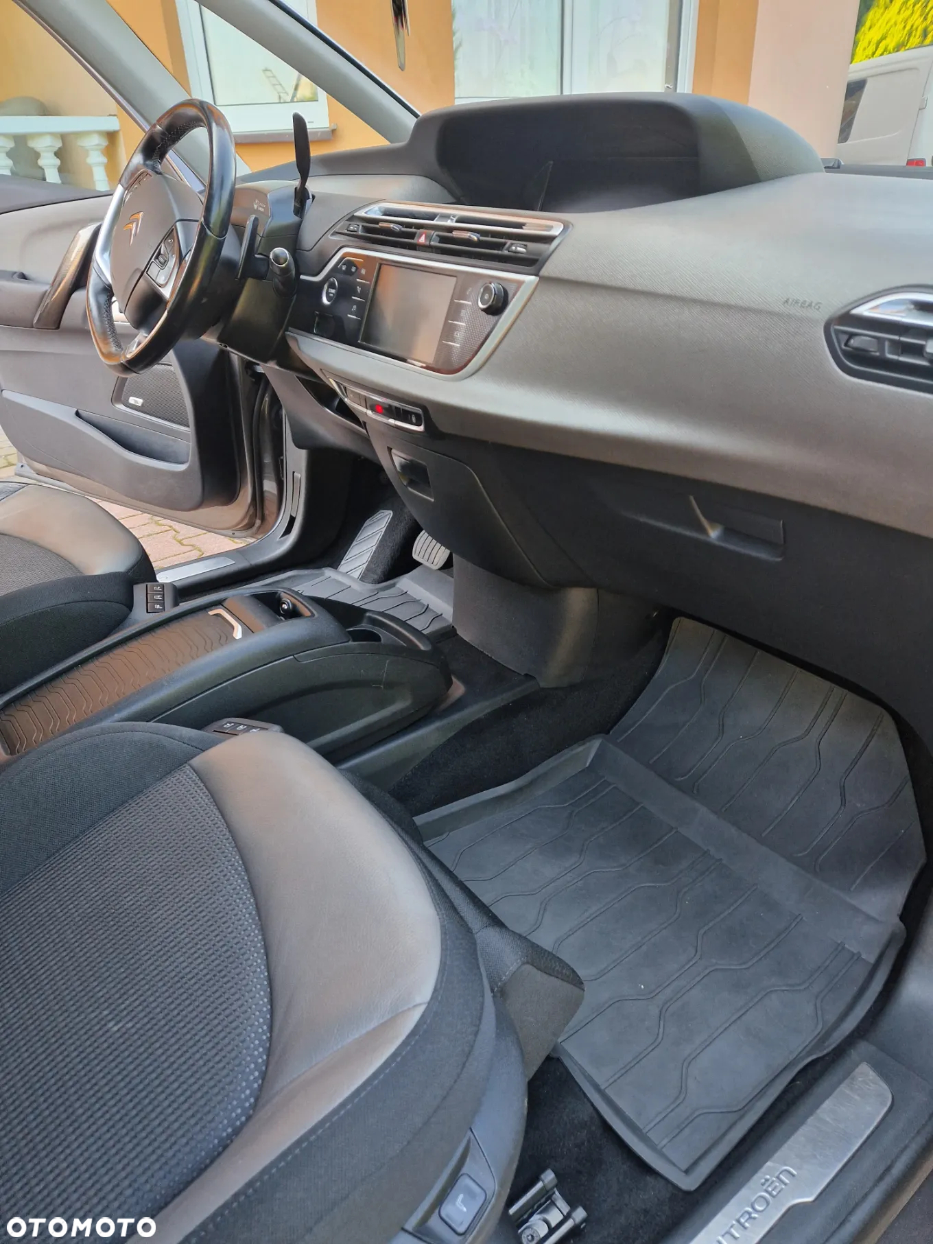 Citroën C4 Picasso - 16