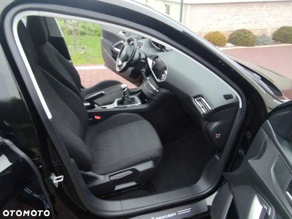 Peugeot 308 1.6 BlueHDi Business Line S&S - 13