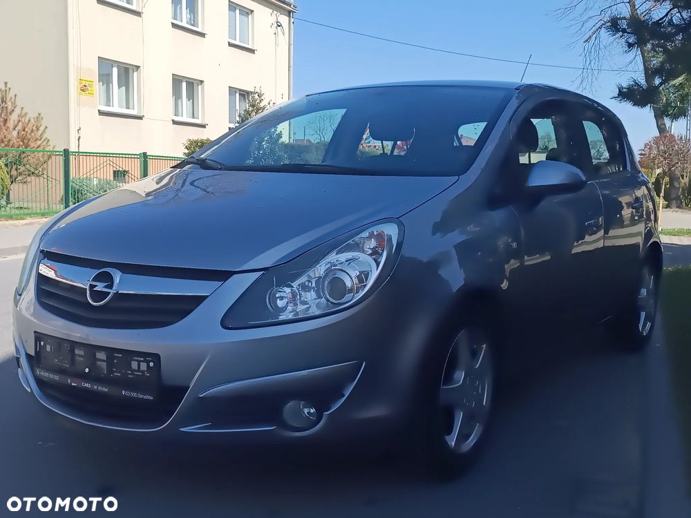 Opel Corsa 1.4 16V Edition - 4