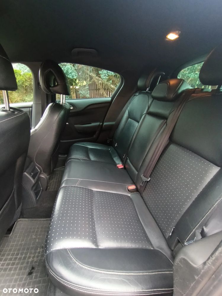 Citroën DS4 1.6 HDi SoChic - 4