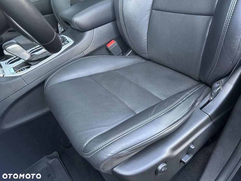 Jeep Grand Cherokee - 15