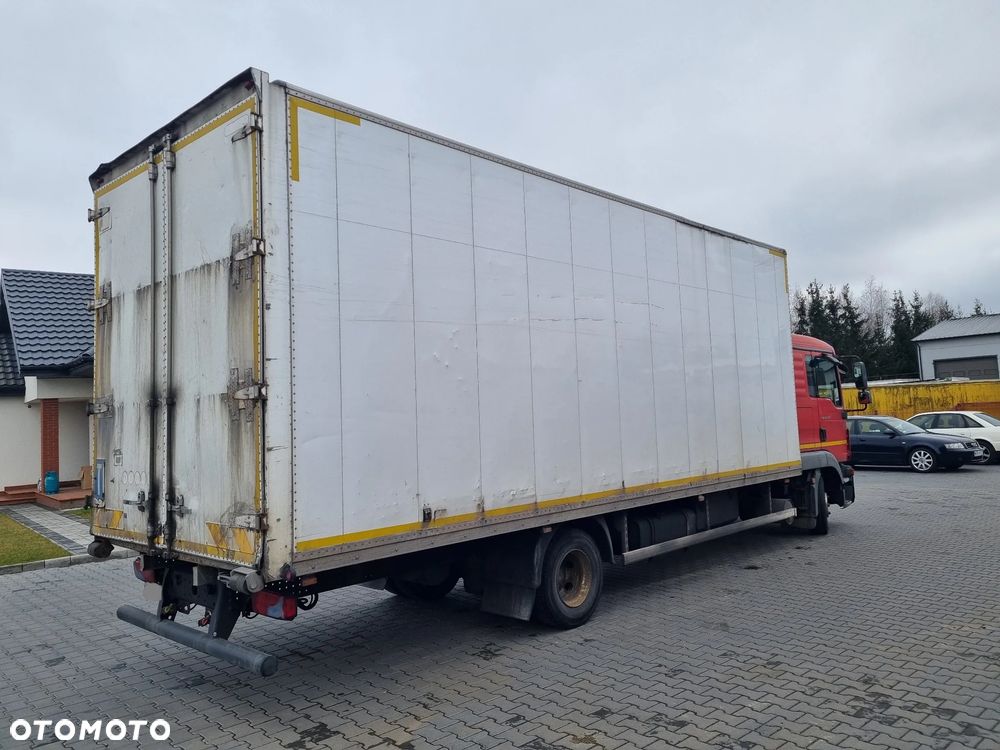 MAN TGL 12 220 - 3