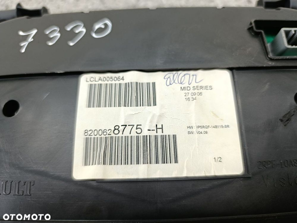LICZNIK RENAULT CLIO III 8200628775 VISTEON 1.2 16V - 5