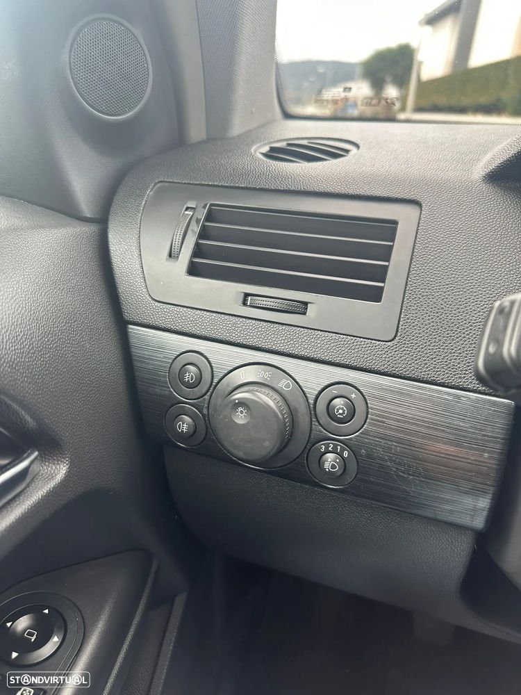 Opel Astra Caravan 1.7 CDTi Cosmo - 14