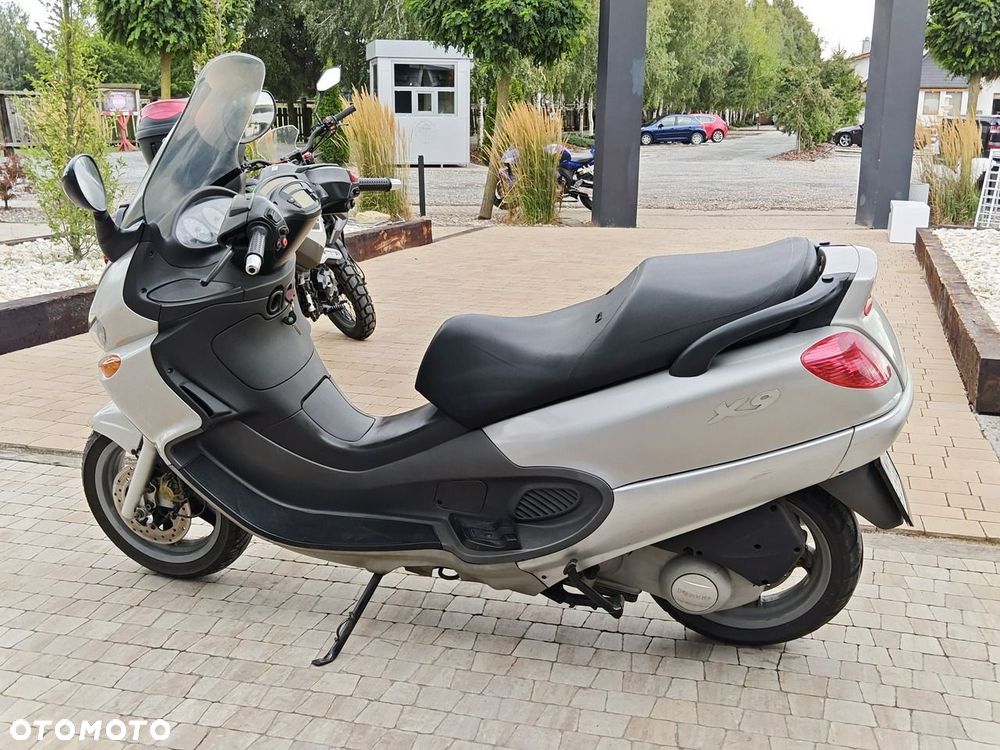 Piaggio X9 - 4
