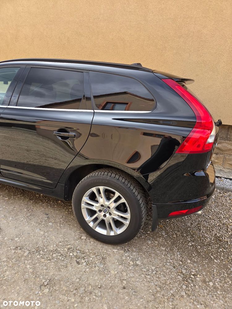 Volvo XC 60 D3 Geartronic Momentum - 10