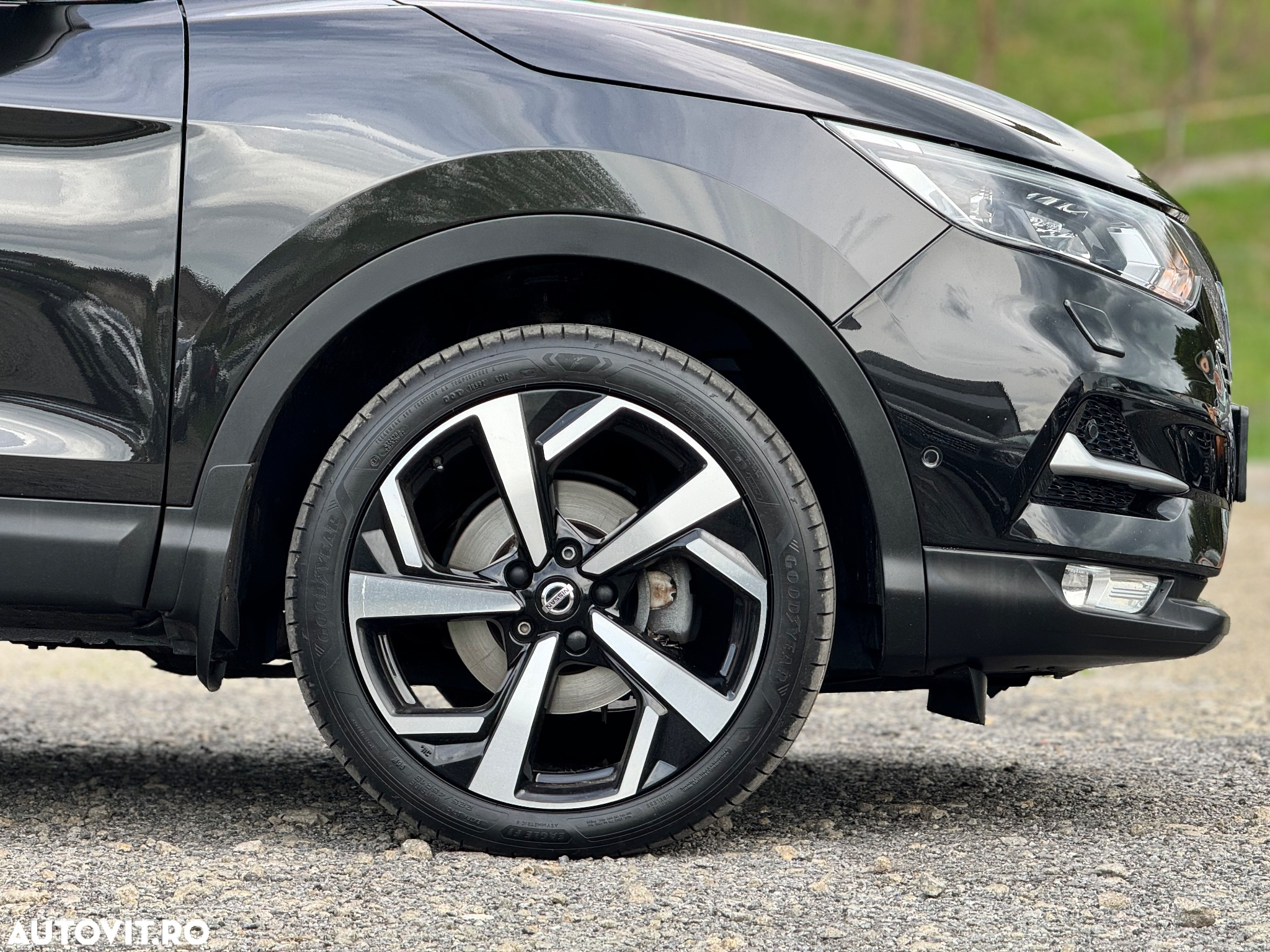 Nissan Qashqai 1.6 DCI TEKNA+ - 16