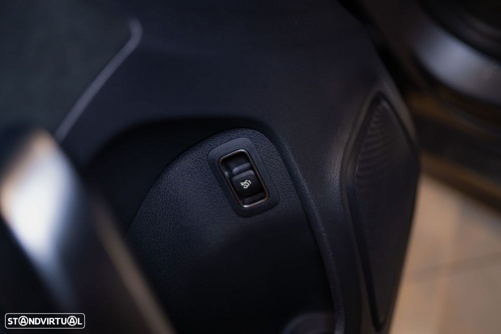 Mercedes-Benz A 180 Limousine d AMG Line Aut. - 25