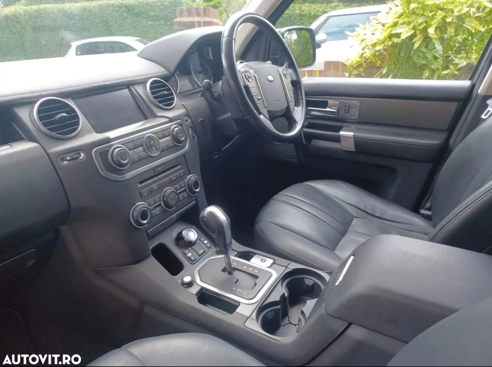 Land Rover Discovery - 18