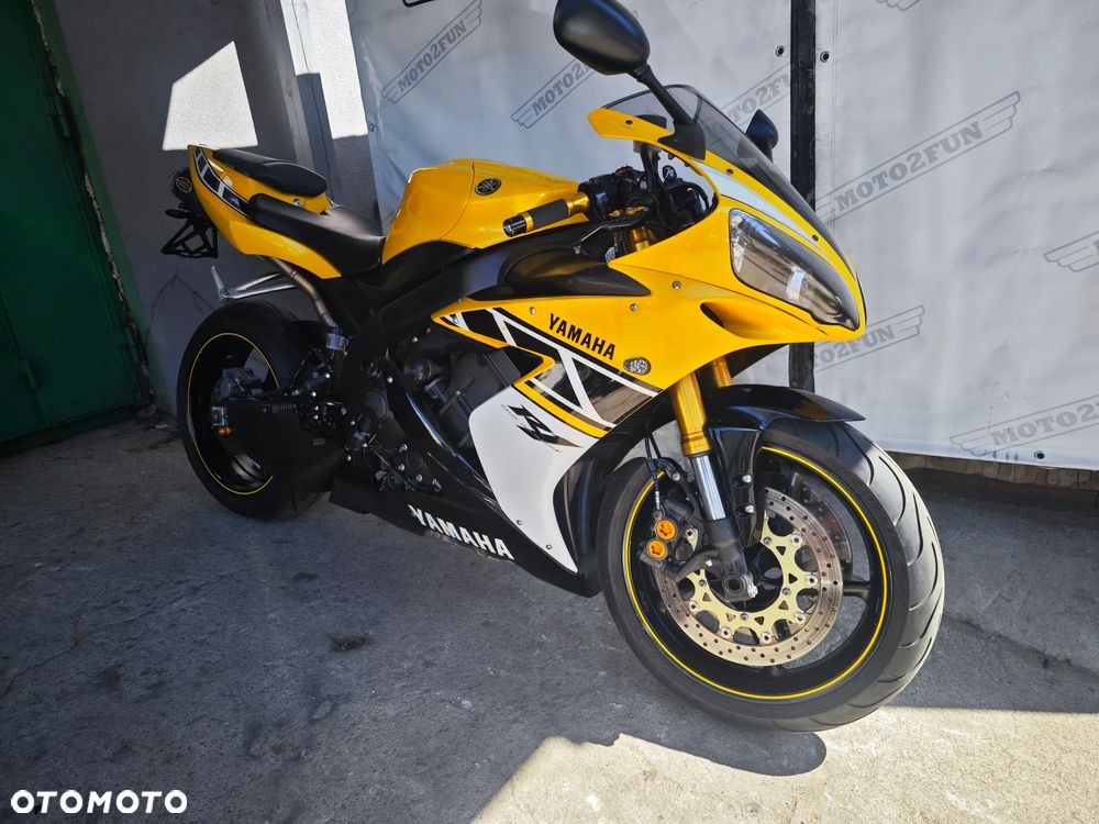 Yamaha YZF - 2