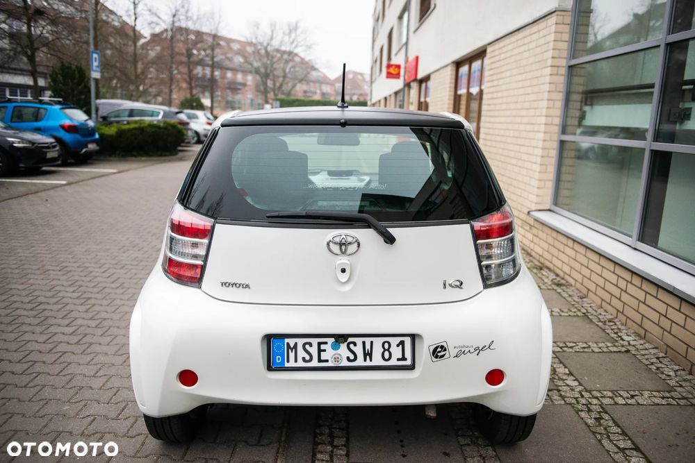 Toyota iQ 1.0 Sol - 5