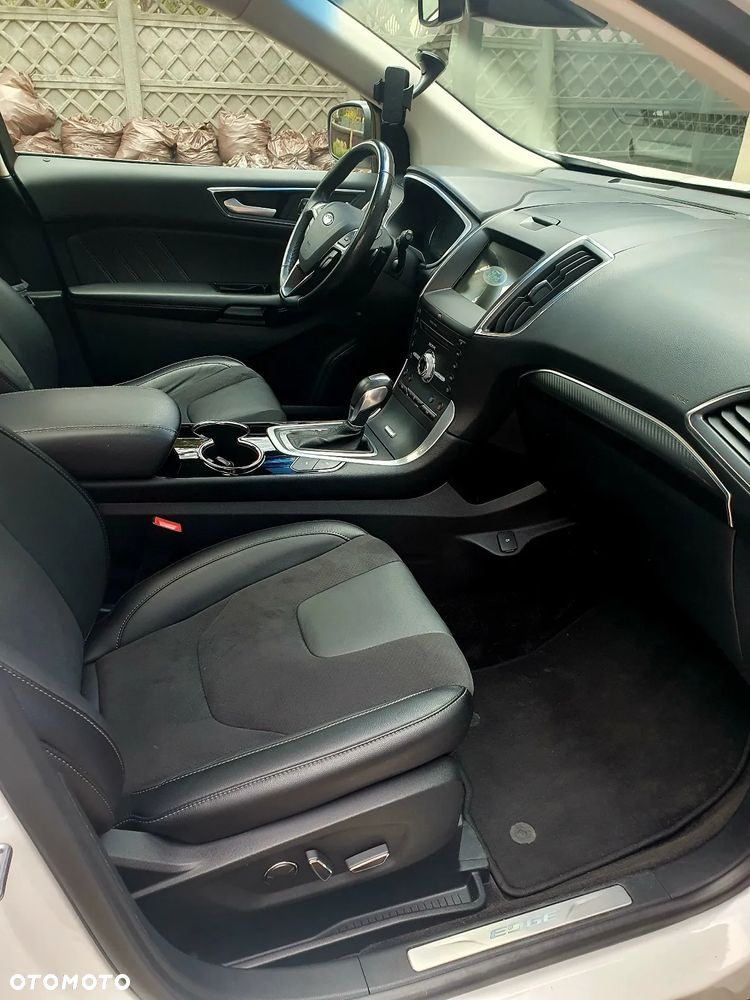 Ford Edge 2.0 TDCi Twin-Turbo 4WD ST-Line - 6
