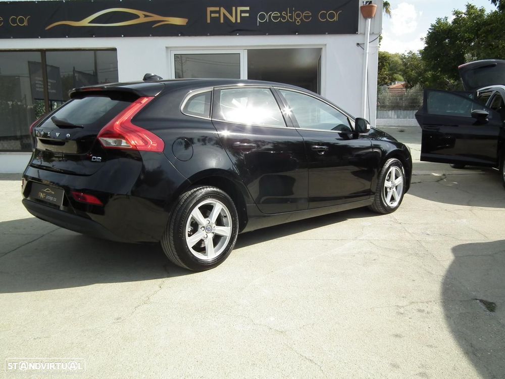 Volvo V40 1.6 D2 Kinetic - 6