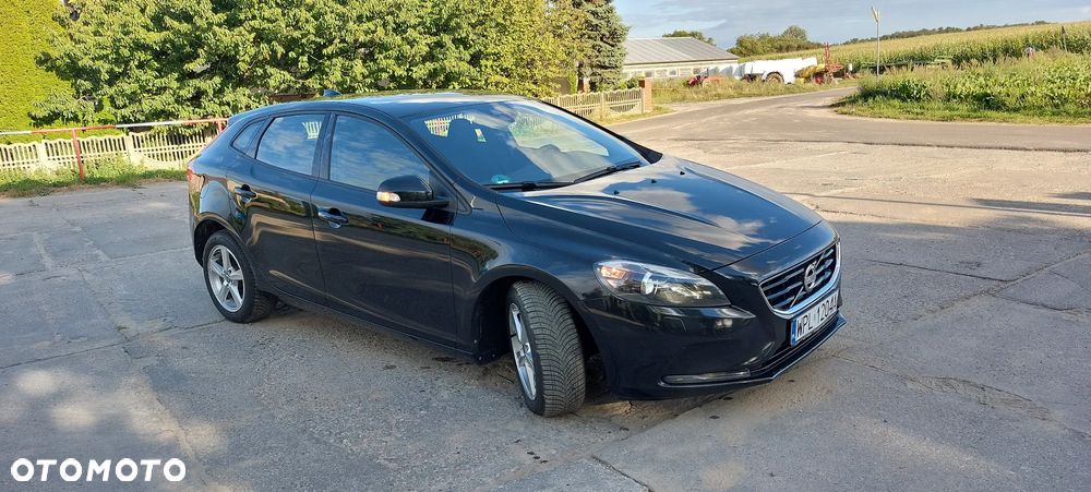 Volvo V40 D2 Momentum - 8