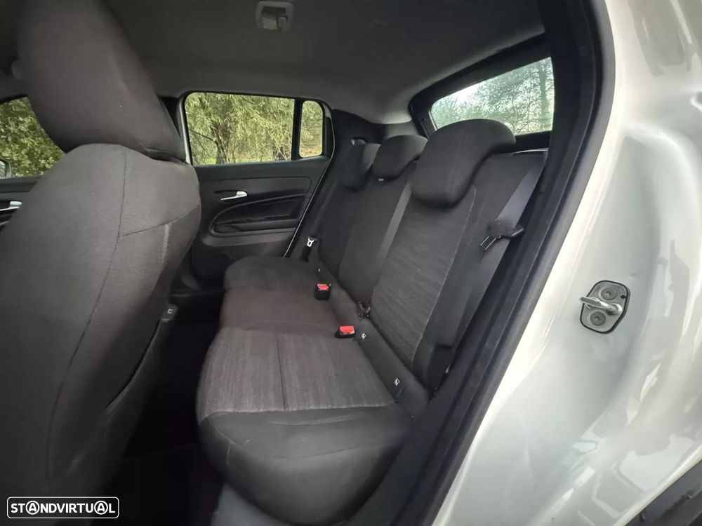 Jeep Avenger 54 kWh Longitude - 28