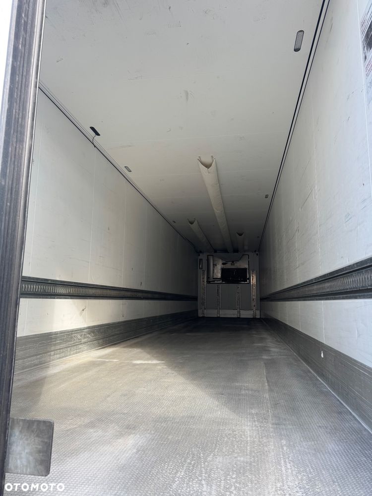 Schmitz Cargobull 2019 Chłodnia Thermk King slx 200 - 10