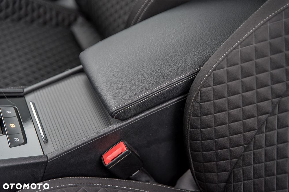 Skoda Superb 1.6 TDI Style - 20