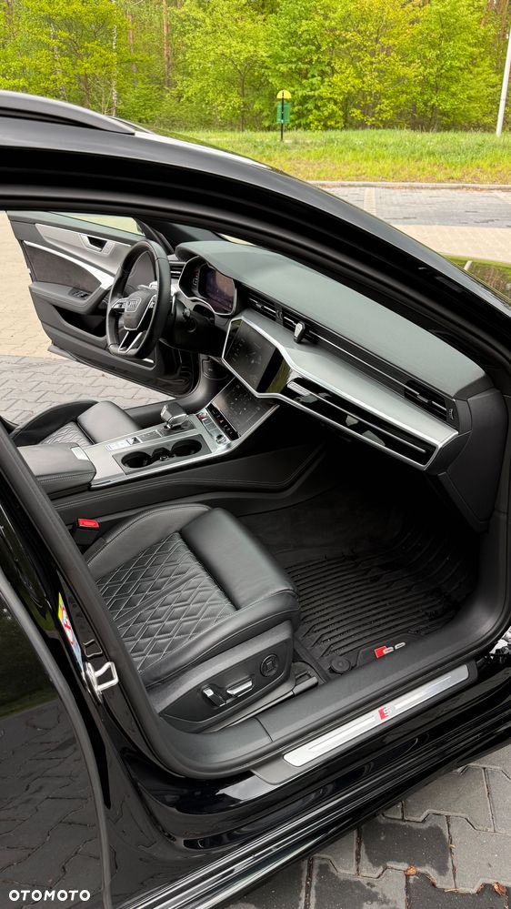 Audi S6 Avant - 22