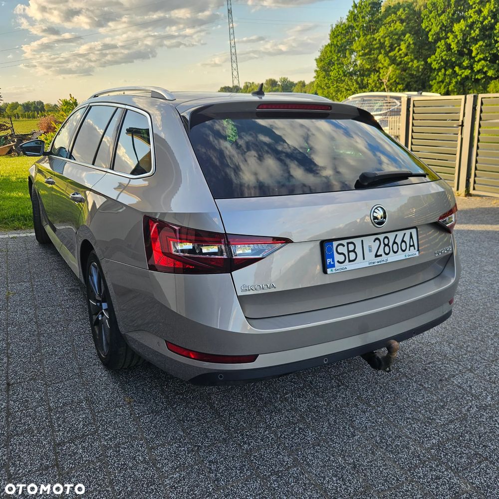 Skoda Superb 2.0 TDI 4x4 L&K DSG - 5