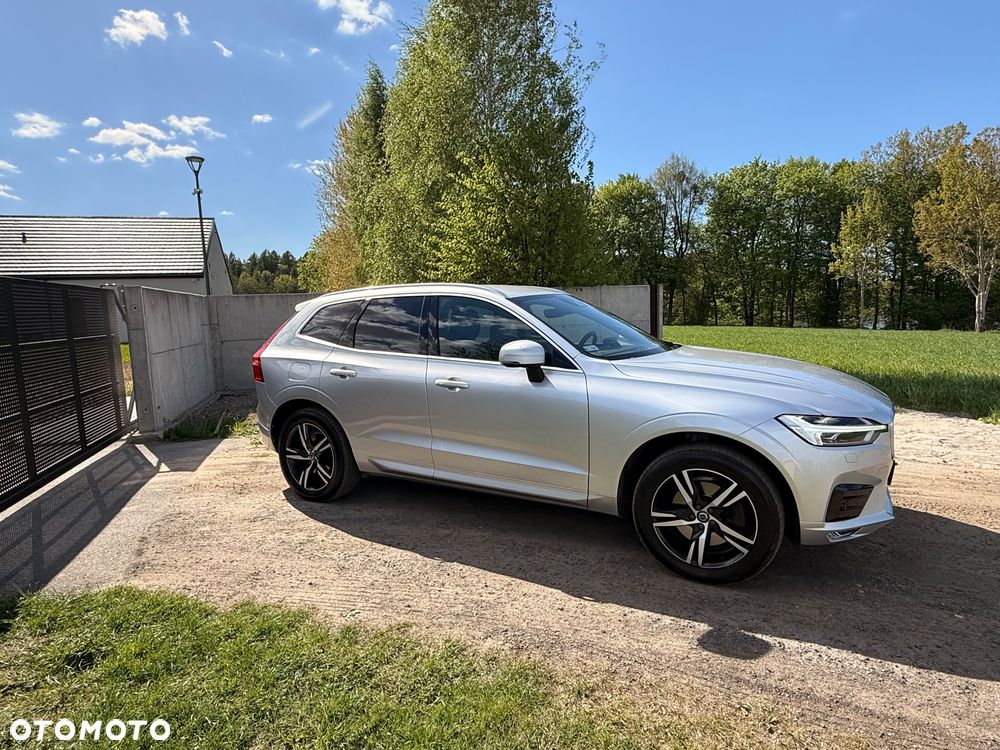 Volvo XC 60 D5 AWD R-Design - 3