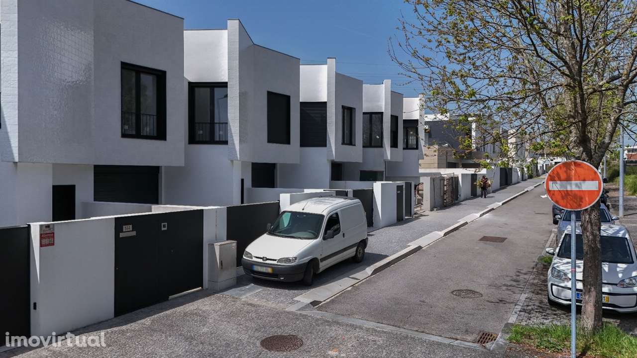 Lotes Moradias 2 e 3 Frentes, em Águas Santas, Prontos a Construir - Grande imagem: 5/24