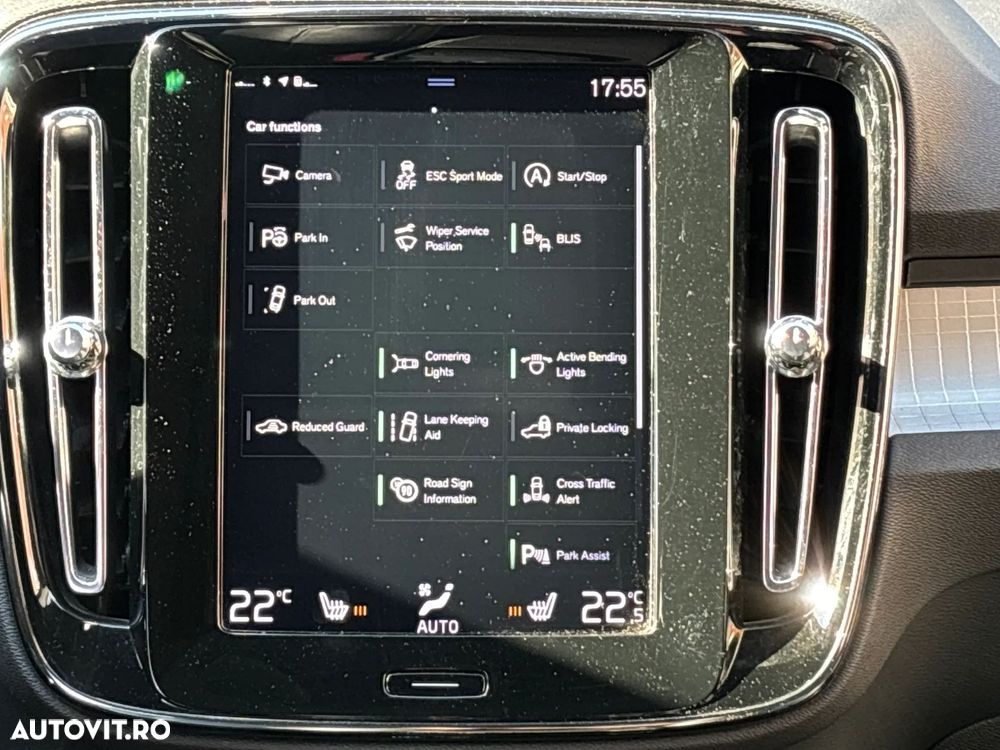 Volvo XC 40 D4 AWD Momentum Pro - 21