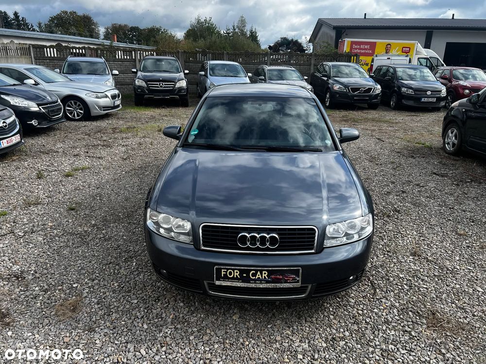 Audi A4 Limousine 1.8 T quattro - 9
