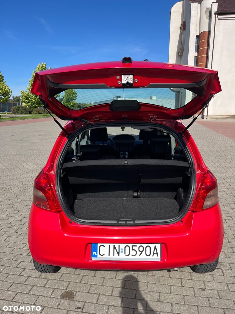 Toyota Yaris - 18