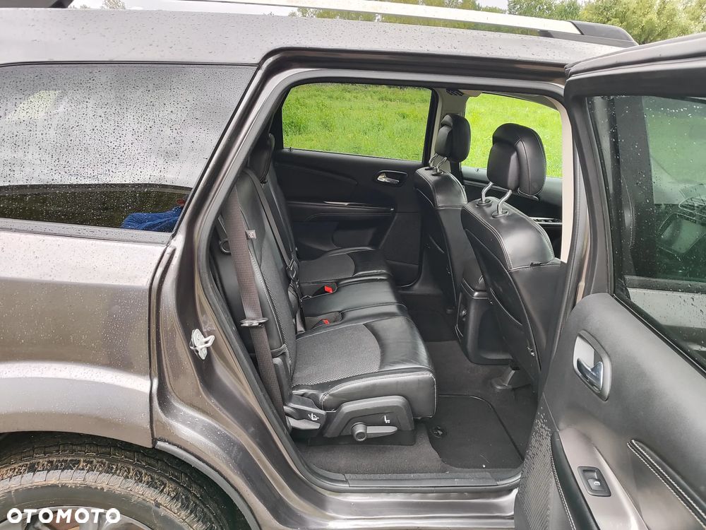 Dodge Journey - 16
