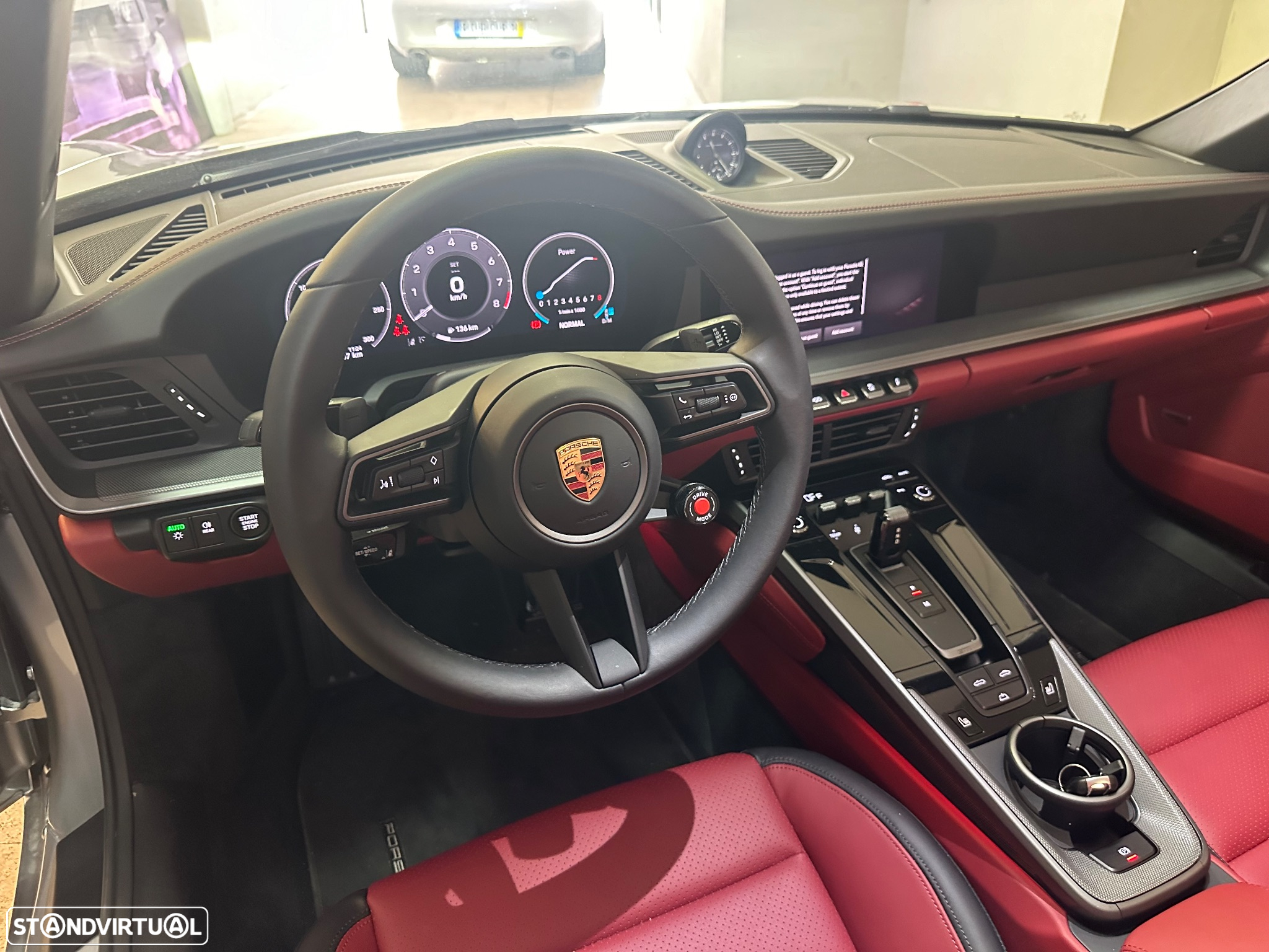 Porsche 911 (992) Carrera PDK - 18