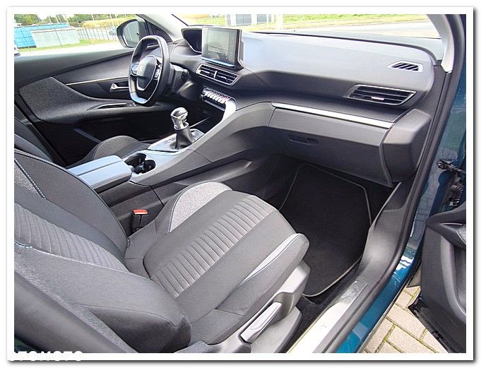 Peugeot 3008 - 25