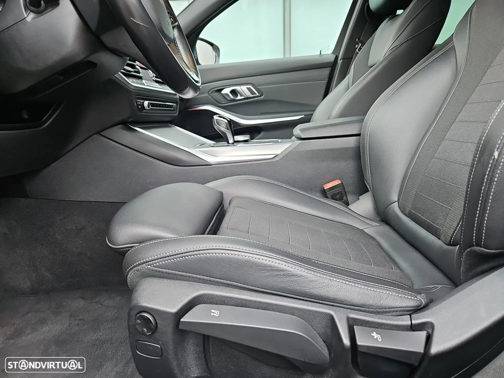 BMW 320 d Line Sport Auto - 11